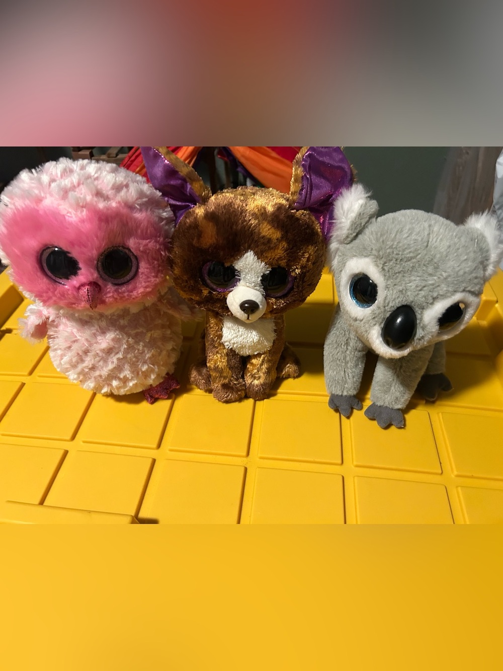 3 Beanie Boo plushies
Brown & white dog, pink owl, gray koala
#beaniyboos